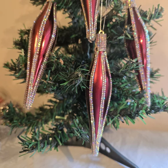 Elegant Red Holiday Ornaments New 4 Pieces 6 Inch Handmade - Picture 7 of 7